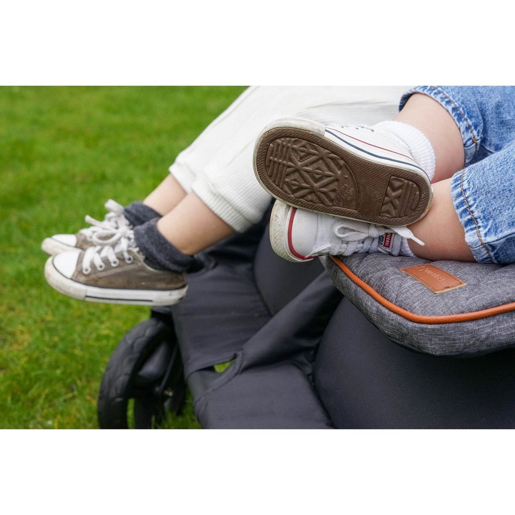 Photo of Amababy Duo stroller foor rest